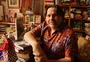 "A poesia transformou a minha vida", diz o escritor Marcelino Freire, que participa do 3º Festival Internacional do Leitor Quindim, em Caxias do Sul