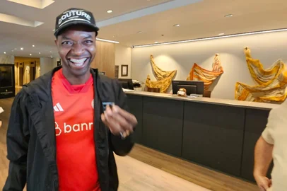 Renteria visita Inter, sai em defesa de Enner Valencia e faz alerta sobre o Atlético Nacional<!-- NICAID(16032167) -->