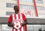 Inter muda formato de negociação por lateral Ramon, do Olympiacos