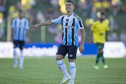 Ypiranga x Grêmio - 11ª rodada do Gauchão 2023Na foto: DarlanRS - FUTEBOL/CAMPEONATO GAUCHO 2023 /GREMIO X YPIRANGA - ESPORTES - Lance da partida entre Gremio e Ypiranga disputada na tarde deste sábado, no Estádio Colosso da Lagoa, em Erechim, valida pelo Campeonato Gaucho 2023. FOTO: Liamara Polli/GREMIO FBPA<!-- NICAID(15372944) -->