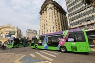 Porto Alegre, RS, Brasil - Ônibus 100% elétrico na cidade. FOTO: JEFFERSON BOTEGA, AGÊNCIA RBSIndexador: jeff botega<!-- NICAID(15844071) -->