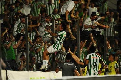 CAXIAS DO SUL, RS, BRASIL, 05/02/2025. Juventude x Grêmio, jogo válido pela quinta rodada do Campeonato Gaúcho 2025 (Gauchão SuperBet) e realizado no estádio Alfredo Jaconi. (Porthus Junior/Agência RBS)Indexador: BTK                             <!-- NICAID(15970154) -->