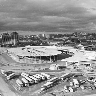 Vista aérea da  nova Rodoviária de Porto Alegre, em 1970.A rodoviária começou a funcionar em junho de 1970.#envelope: 67001<!-- NICAID(9707322) -->
