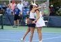 Luisa Stefani supera campeãs de Roland Garros em Cincinnati e vai às quartas de final