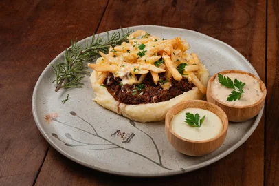 Pratos que vão estar na edição de 2026 do Festival Gastronômico da Batata, em São Francisco de Paula<!-- NICAID(16267830) -->