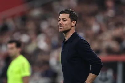 Real Madrid's Spanish coach Xabi Alonso reacts during the Spanish Super Cup final football match between FC Barcelona and Real Madrid at the King Abdullah Stadium in Jeddah on January 11, 2026. (Photo by Fadel SENNA / AFP)<!-- NICAID(16202499) -->