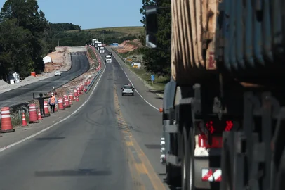 Reportagem verifica situação das obras em pontes, trechos atingidos pela enchente de 2024 e obras de duplicação na BR386 de Canoas ate Boa Vista das Missoes. Fotos Jonathan Heckler/Agência RBS<!-- NICAID(16000078) -->