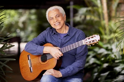 paulinho da viola , show , mpb<!-- NICAID(15399660) -->