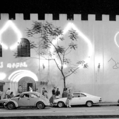 Casas noturnas na Avenida Farrapos, em 1987.-Na foto: Taj Mahal-#ENVELOPE 58016<!-- NICAID(16111959) -->