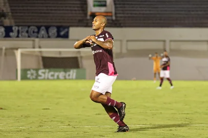 Centroavante Quirino pode acertar com o Caxias para a Série C<!-- NICAID(16045244) -->