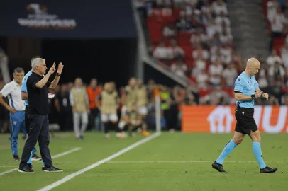 José Mourinho, Anthony Taylor, Liga Europa