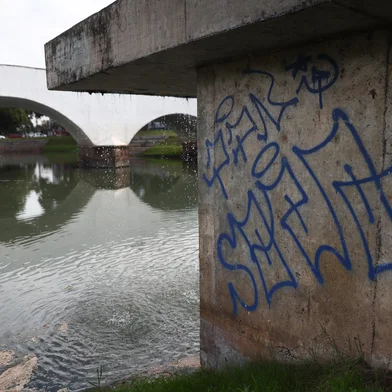 Porto Alegre RS Brasil - Vandalismo no largo dos açorianos.Foto: Jonathan Heckler / Agencia RBS<!-- NICAID(16055431) -->