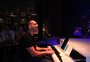 Duelo de Pianos do Encouraçado Butikin, clássico da noite porto-alegrense, ganha novo "duelista"