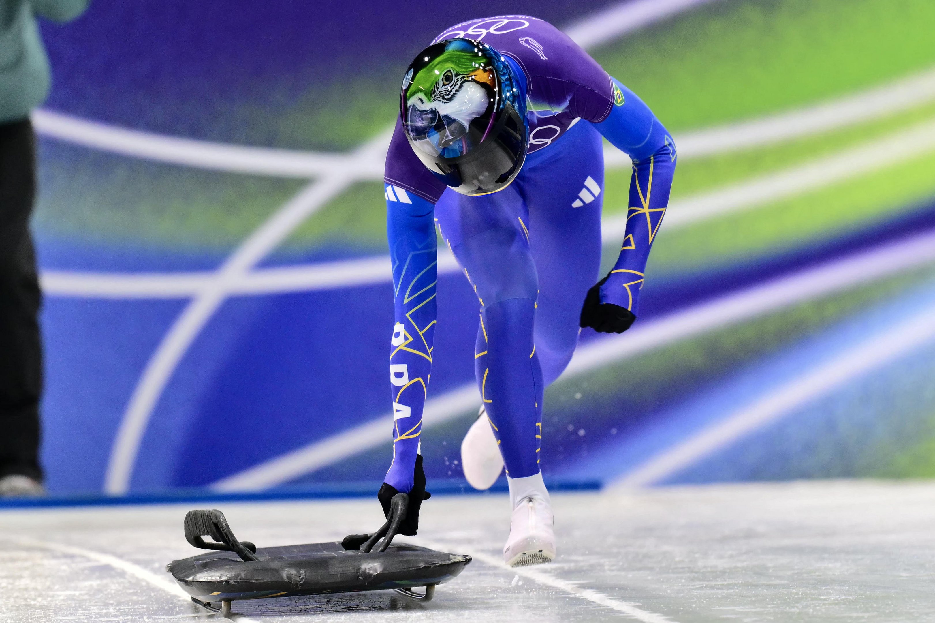 Nicole Silveira ganha uma posi&ccedil;&atilde;o e encerra primeiro dia de prova com a melhor marca ol&iacute;mpica do skeleton