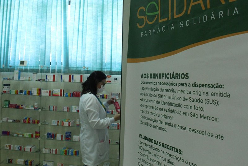 A prefeitura de São Marcos colocou em funcionamento nesta semana uma Farmácia Solidária. O novo espaço fica localizado no segundo piso da Secretaria de Saúde, no Centro, e tem o objetivo de realizar o reaproveitamento de medicações em bom estado de conservação.<!-- NICAID(15339849) -->