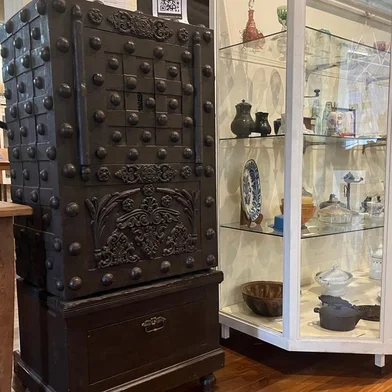 Burra, tipo antigo de cofre, em exposição no Museu Visconde de São Leopoldo<!-- NICAID(15716778) -->
