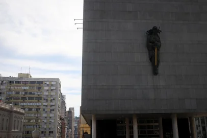 PORTO ALEGRE, RS - 19/05/2023 - O que há por trás do Palácio da Justiça. FOTO: Anselmo Cunha, Agência RBS<!-- NICAID(15433061) -->