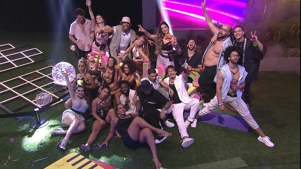 Expulsão de Maria, redenção de Arthur, música de Thiaguinho e mais: como foi o primeiro mês do "BBB 22"? - GZH