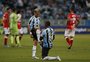 Biel ou Ferreira? Veja os números dos dois postulantes à ponta esquerda do Grêmio