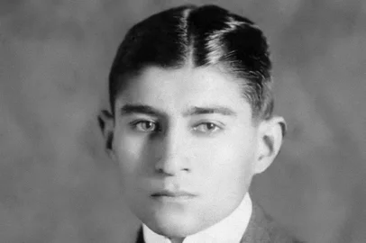 O escritor tcheco Franz Kafka em foto presente na trilogia de livros biográficos escritos por Reiner Stach e publicados no Brasil pela editora Todavia.<!-- NICAID(15926650) -->