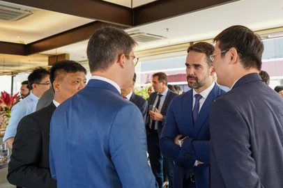 Eduardo Leite em SP, em encontro com empresários chineses<!-- NICAID(15911582) -->