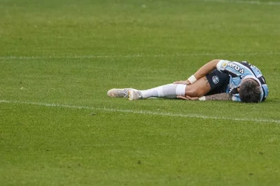 Ferreira sofre lesão no Gre-Nal