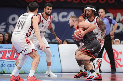 Paula Reis / Flamengo,Divulgação Caxias Basquete perdeu para o Flamengo em jogo no Maracanãzinho pelo NBB 2025/26.Indexador: PAULA REIS<!-- NICAID(16181720) -->