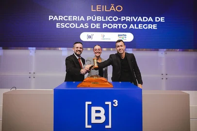 Cesar Lopes / PMPA/Divulgação Consórcio formado por duas empresas arremata leilão para manutenção e construção de escolas em Porto Alegre<!-- NICAID(16184318) -->