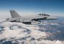 Avião militar dos EUA cai no mar perto de San Diego, na Califórnia