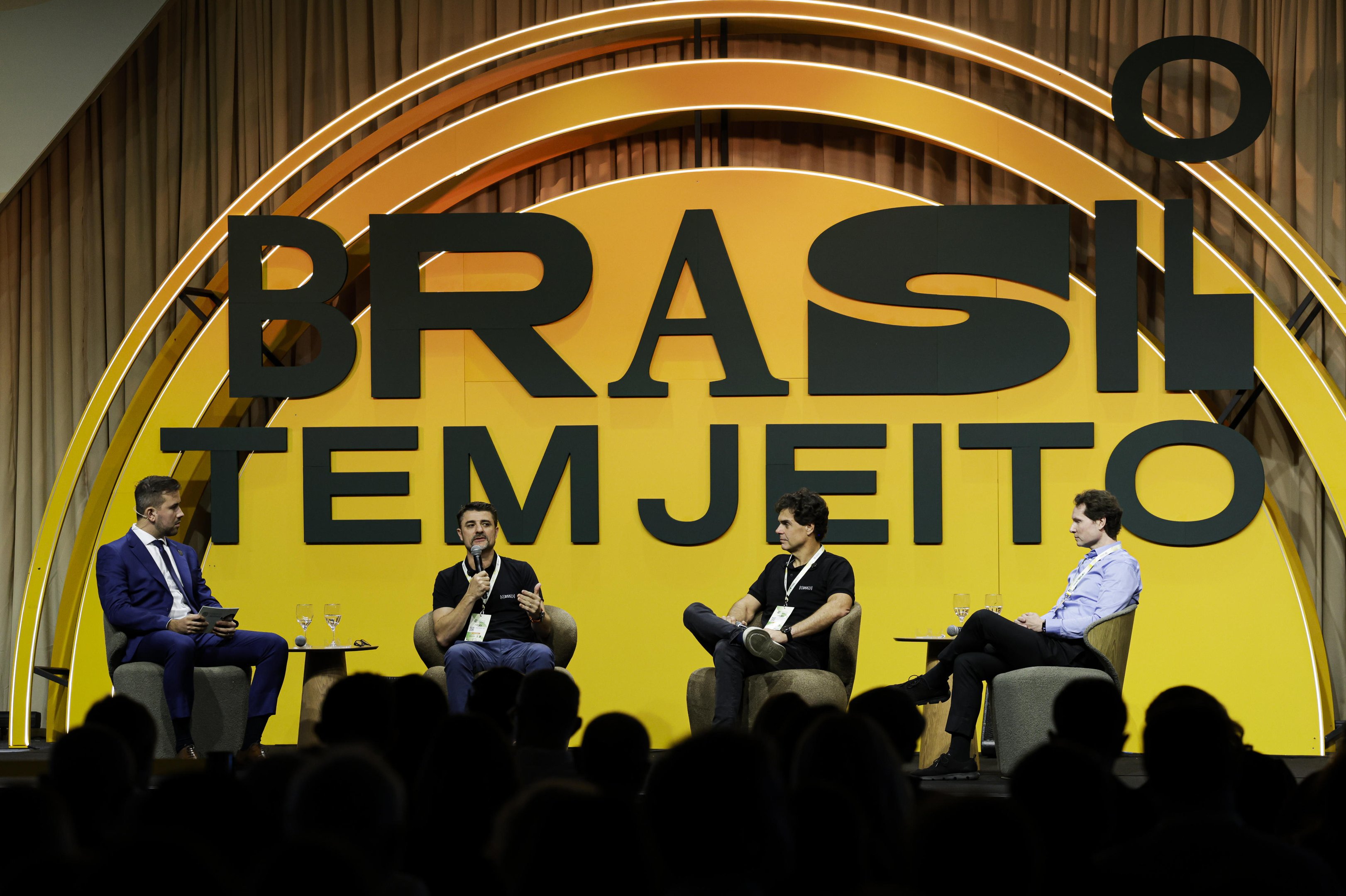 No F&oacute;rum da Liberdade, painel destaca como bom ambiente econ&ocirc;mico e l&iacute;deres qualificados ajudam as empresas e o pa&iacute;s