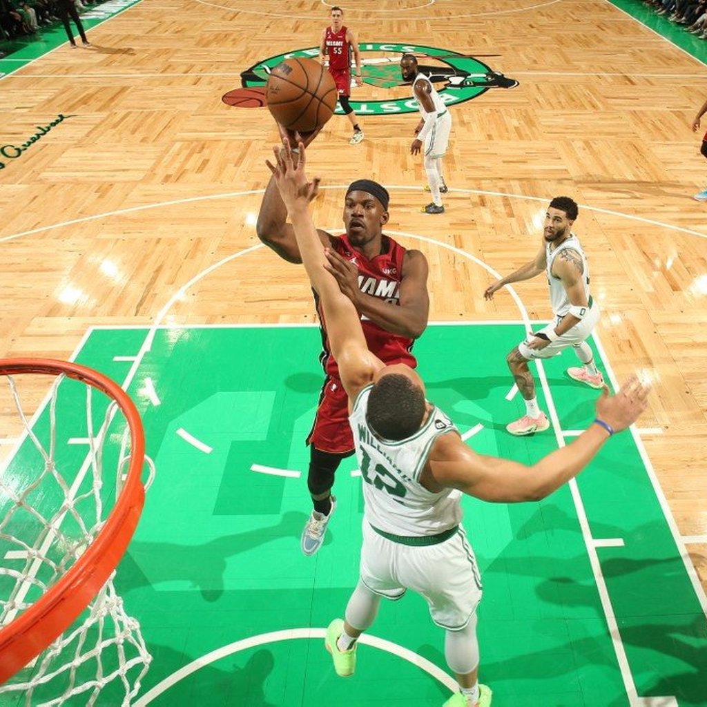 Jayson Tatum brilha, e Boston Celtics vence Miami Heat, nba