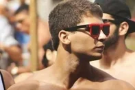 O ex-jogador da seleção brasileira de basquete 3x3, Igor Eduardo Pereira Cabral, 29 anos, foi preso em flagrante após agredir brutalmente a namorada, Juliana Garcia dos Santos, dentro do elevador de um condomínio em Natal, Rio Grande do Norte, no último sábado (26). <!-- NICAID(16089846) -->