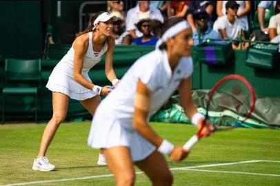 Luisa Stefani, Caroline Garcia, tênis