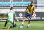 Maicon treina e pode retornar ao time do Grêmio contra o Brasiliense
