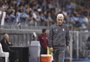 Luís Castro descarta pedir demissão do Grêmio: "Sei aceitar as vaias, não desisto nunca"