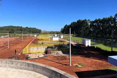 Em obras, estação da Corsan vai ampliar o tratamento de esgoto em Passo Fundo<!-- NICAID(15687038) -->