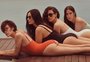 Aos 58 anos, Demi Moore estrela campanha de maiô ao lado das filhas