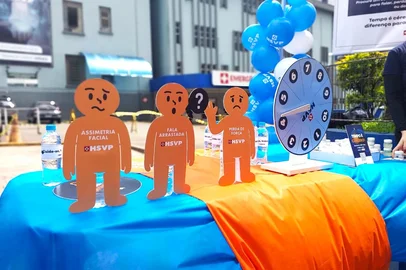 Hospital São Vicente de Paulo faz blitz sobre AVC em Passo Fundo<!-- NICAID(16157120) -->