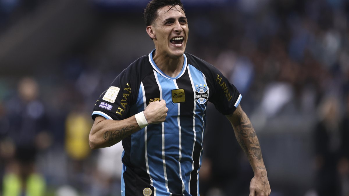 Pavon deve ser o substituto de Diego Caito na lateral direita contra a Chapecoense
