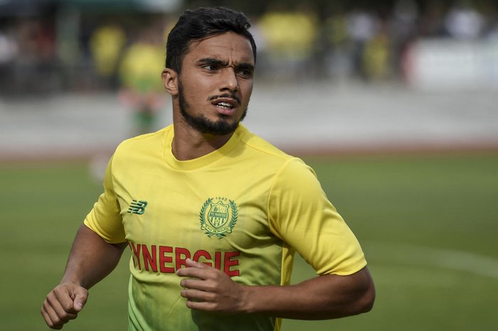 Grêmio fecha lateral-direita com dois nomes para 2023