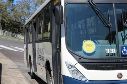 As linhas L04, Cruzeiro, L86 e Coletora Central terão ônibus sem catraca em Caxias do Sul a partir de terça-feira (22), como parte de uma ação da Semana Municipal da Pessoa com Deficiência. <!-- NICAID(15516192) -->