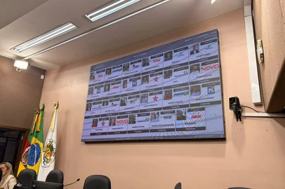 Vereadores debatem mais de 40 emendas para o orçamento de R$ 4,5 bilhões para Caxias do Sul em 2027<!-- NICAID(16388462) -->