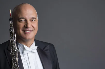 Alex Klein, oboísta ganhador do grammy<!-- NICAID(15525005) -->