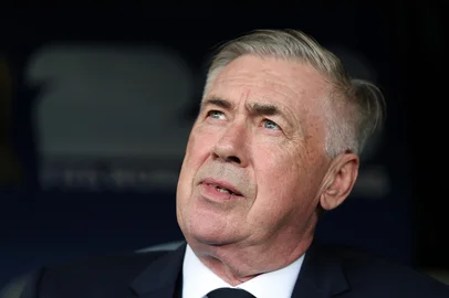 DAN MULLAN / GETTY IMAGES NORTH AMERICA / AFP EAST RUTHERFORD, NEW JERSEY - JUNE 13: Carlo Ancelotti, Head Coach of Brazil, following the FIFA World Cup 2026 Group C match between Brazil and Morocco at New York New Jersey Stadium on June 13, 2026 in East Rutherford, New Jersey. Dan Mullan/Getty Images/AFP (Photo by Dan Mullan / GETTY IMAGES NORTH AMERICA / Getty Images via AFP)<!-- NICAID(16306153) -->