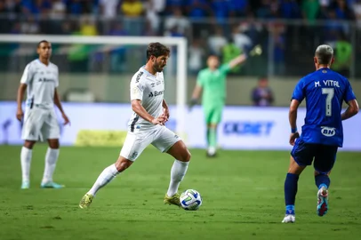 Lucas Silva, volante do Grêmio
