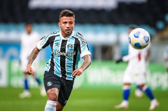 Ex-Grêmio, Matheus Henrique foi vendido por fortuna e ainda não estreou