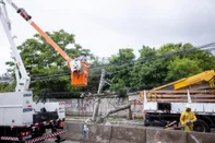 Estado ainda tem 157 mil pontos sem luz após passagem de ciclone extratropical. CEEE Equatorial trabalha no reabastecimento da energia elétrica<!-- NICAID(16163632) -->