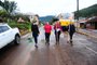 SANTA TEREZA, RS, BRASIL, 09/09/2023. Santa Tereza é o município da Serra mais afetado após as fortes chuvas que causaram a cheia do Rio Taquari. Voluntários chegam ao município para ajudar na limpeza e reconstrução. (Porthus Junior/Agência RBS)<!-- NICAID(15536117) -->