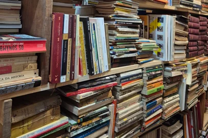 Ana Cláudia Munari / Arquivo Pessoal Biblioteca de Antonio Hohlfeldt será doada para a UERGS.<!-- NICAID(16203062) -->