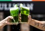 Descubra como é feito o chope verde e outras curiosidades por trás do St. Patrick's Day